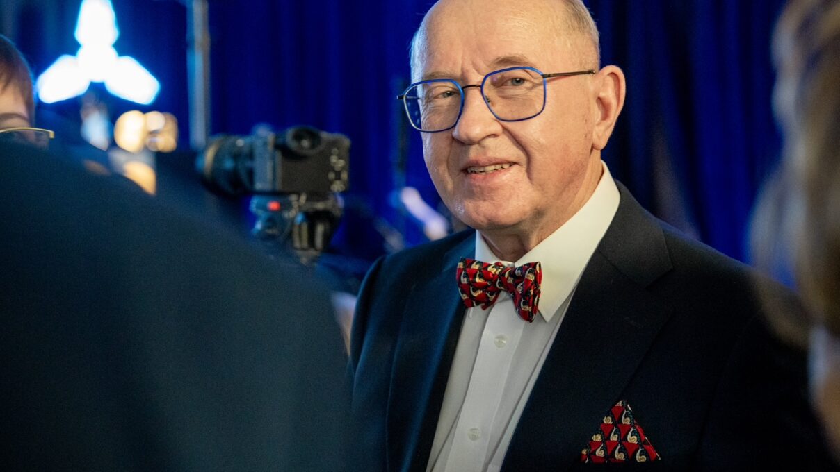 prof. Henryk Skarżyński - portet